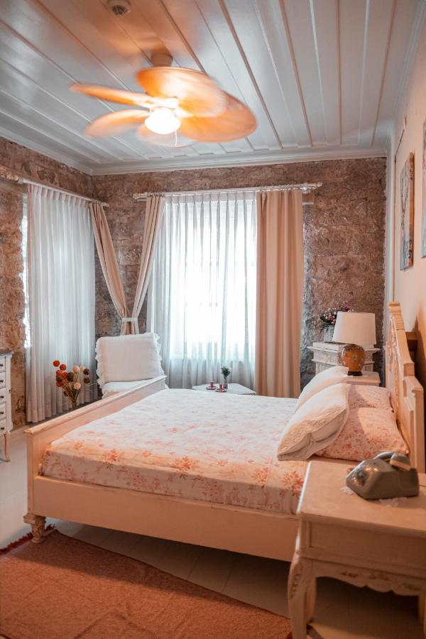 Hosca Kal Alacatı Bagian luar foto